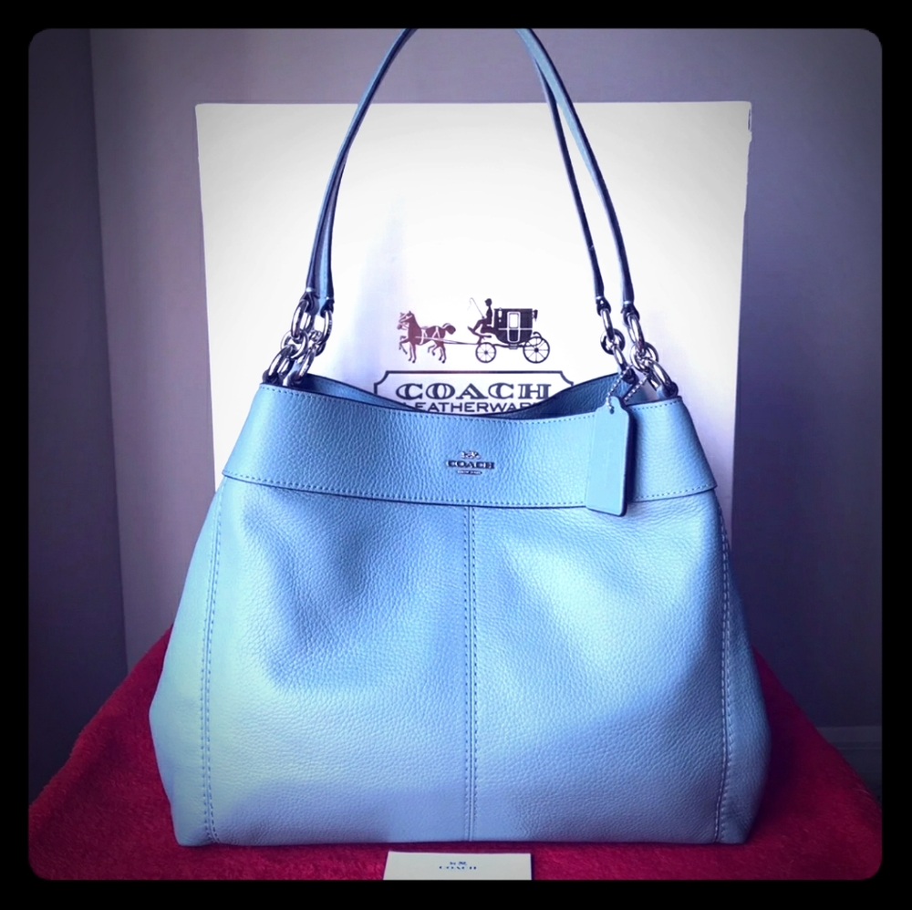 Coach pebble blue purse amazing color like new
